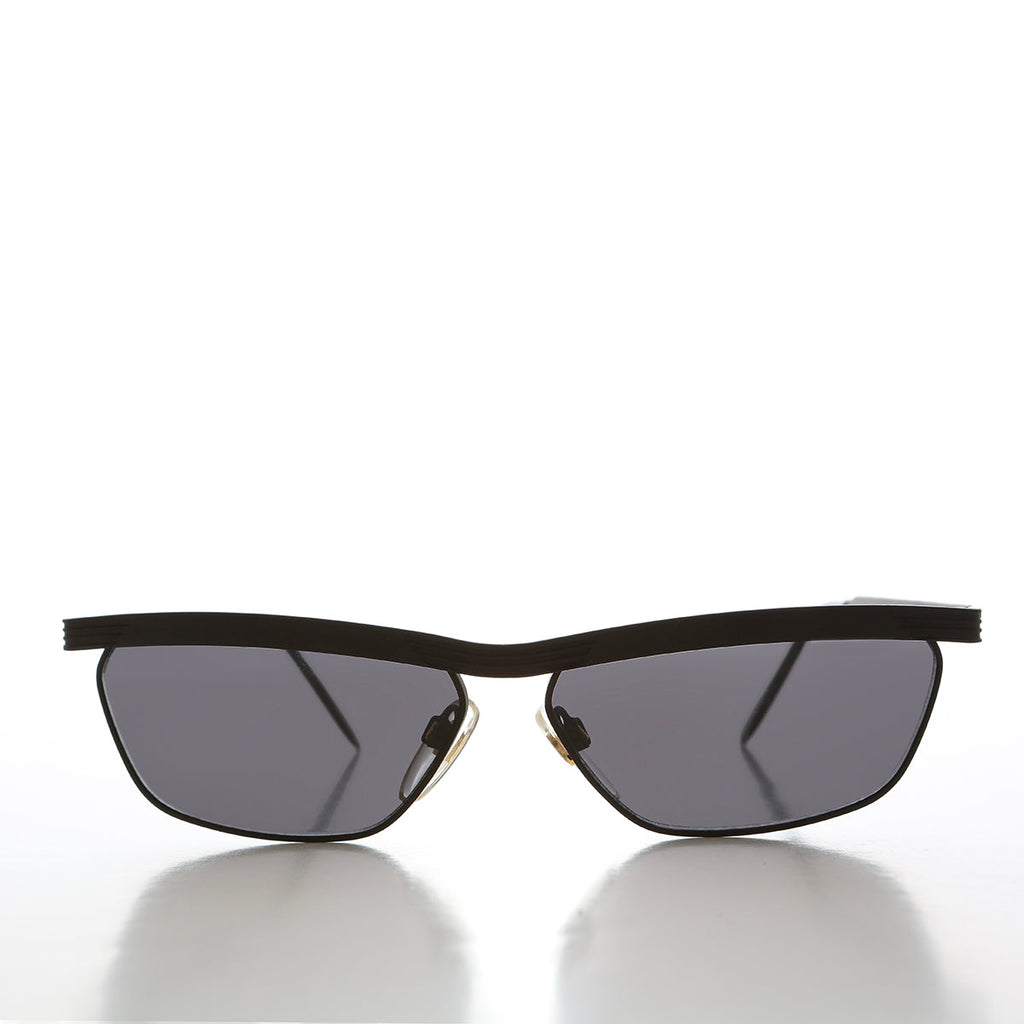 90s Curved Gold Black Frame - Yara