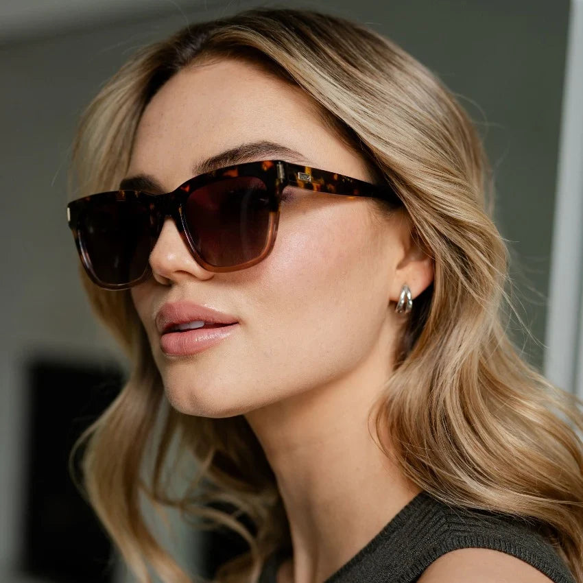 Dakota 1076 | Crystal Brown Tort/Brown Gradient Lens